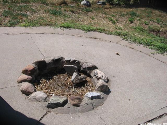 148 W 1075 N, Sunset, UT 84015 — photo 4