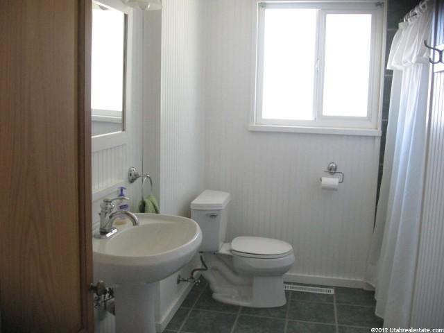 148 W 1075 N, Sunset, UT 84015 — photo 7