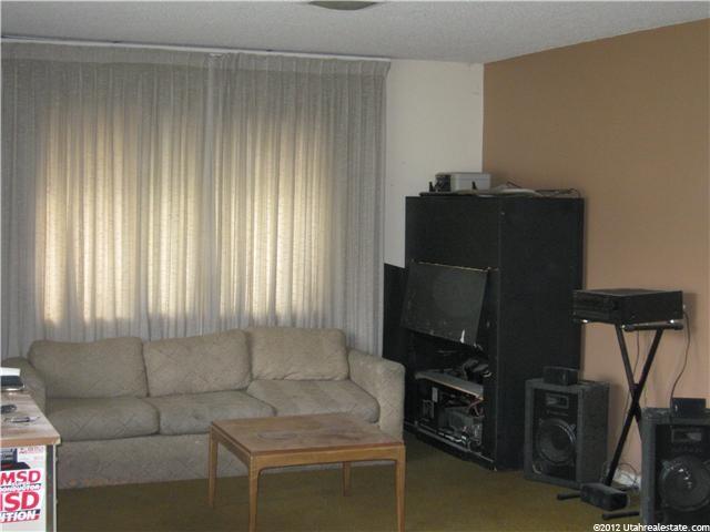 2389 N 2000 W, Farr West, UT 84404 — photo 2