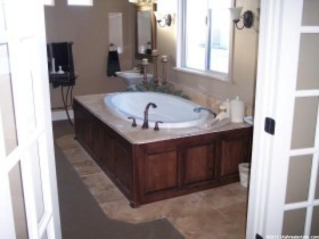 545 S 7900 W, West Warren, UT 84404 — photo 2