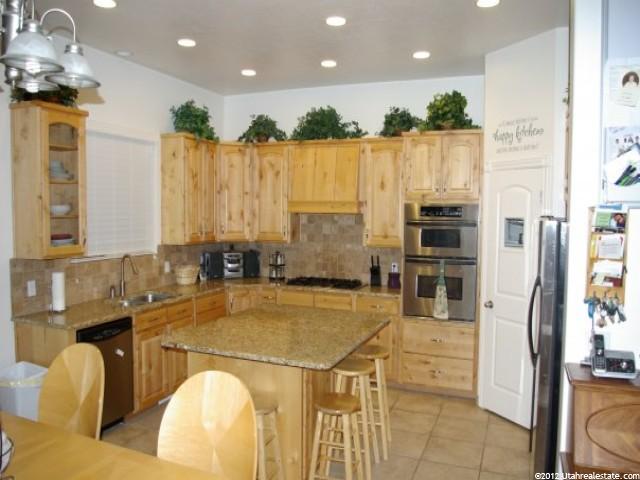 1366 W 1300 N, Clinton, UT 84015 — photo 2