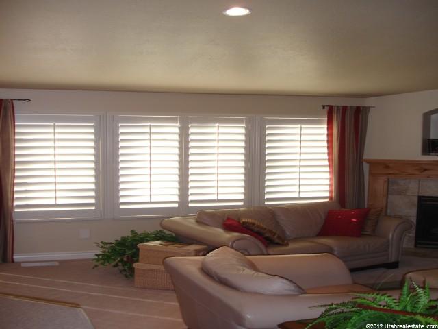 684 W 750 S, Layton, UT 84041 — photo 4