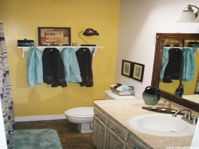 1435 Ash Dr, Layton, UT 84040 — photo 10