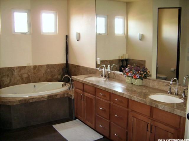 1752 W 3550 S, Bloomington, UT 84790 — photo 12