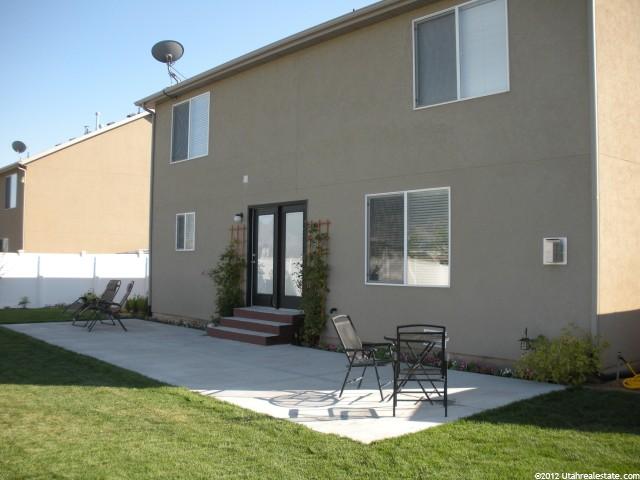 277 Beaumont Dr, Kaysville, UT 84037 — photo 2