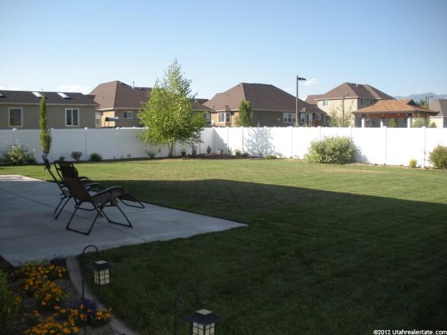 277 Beaumont Dr, Kaysville, UT 84037 — photo 3