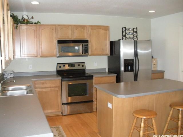 277 Beaumont Dr, Kaysville, UT 84037 — photo 6