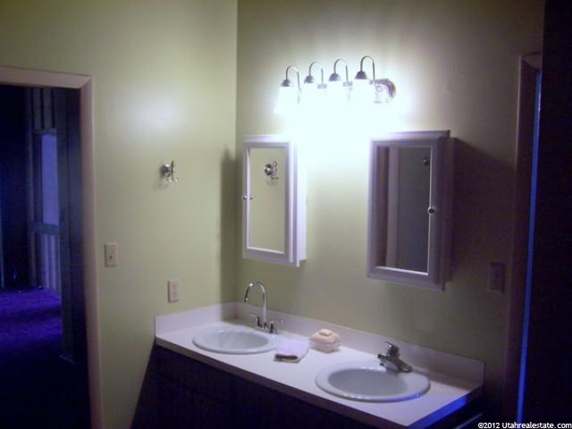 6325 Bybee Dr, South Ogden, UT 84403 — photo 12