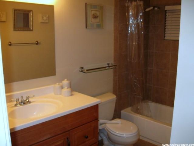 7159 S 350 E, Midvale, UT 84047 — photo 9