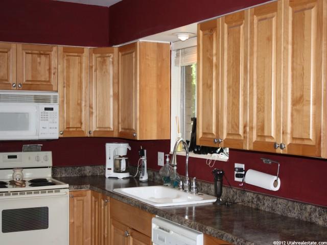 472 E 8490 S, Sandy, UT 84070 — photo 5