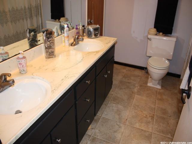 472 E 8490 S, Sandy, UT 84070 — photo 9