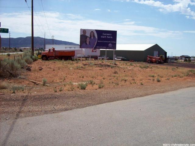1295 N State St, Hildale, UT 84784 — photo 5