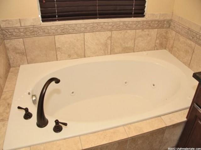 315 Nechatel Dr, Draper, UT 84020 — photo 8