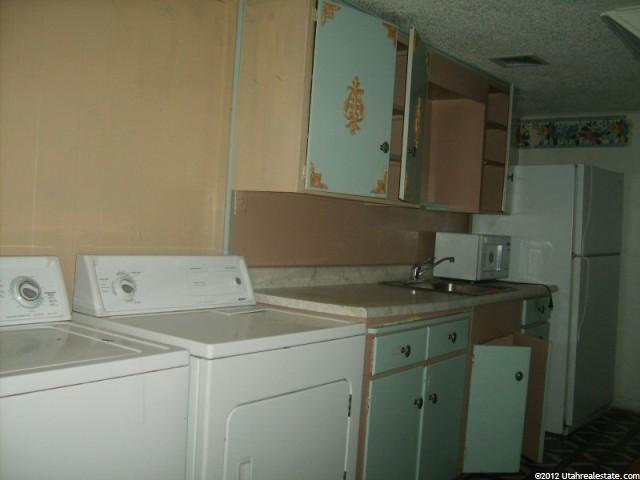 545 E 300 S, St. George, UT 84770 — photo 2