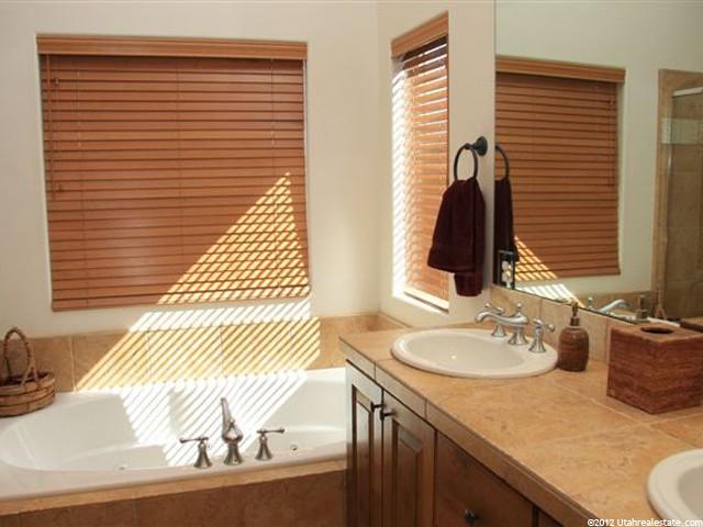 8365 Pointe Dr, Park City, UT 84098 — photo 10