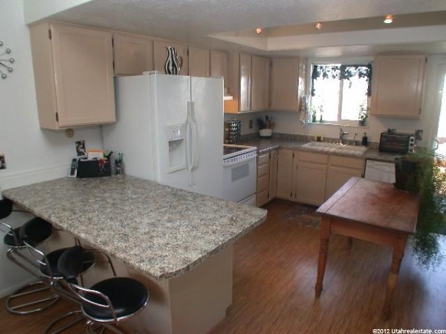 12052 S Millridge Cir E, Sandy, UT 84094 — photo 4
