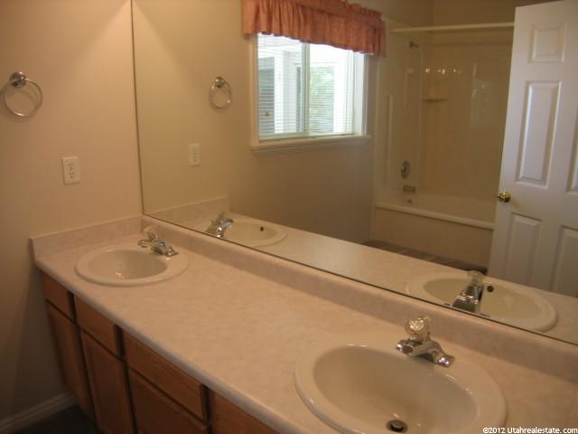 1135 E Parkstone Dr S, Draper, UT 84020 — photo 8