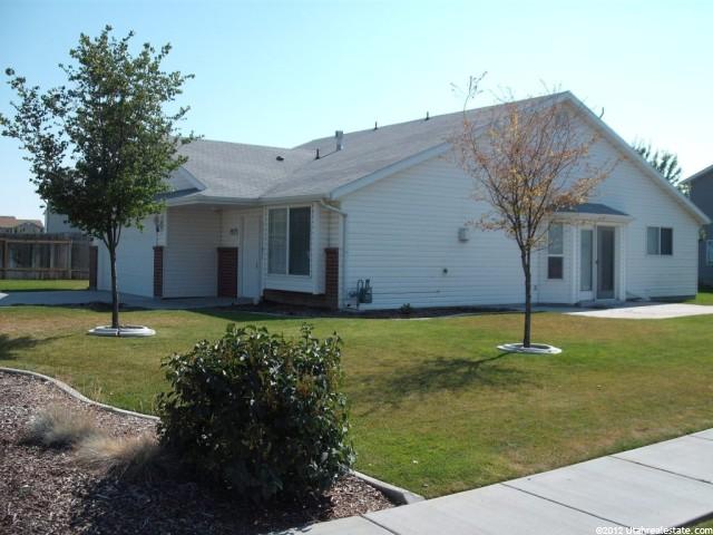1573 N 2615 W, Clinton, UT 84015 — photo 2