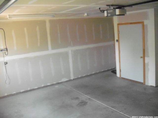 1573 N 2615 W, Clinton, UT 84015 — photo 11