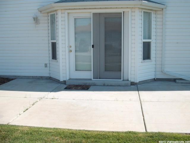 1573 N 2615 W, Clinton, UT 84015 — photo 3