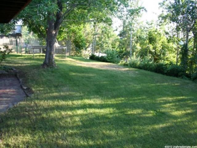 1347 Peachtree Dr, Centerville, UT 84014 — photo 3