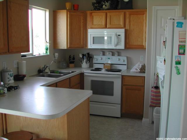 1594 W 1950 N, Clinton, UT 84015 — photo 4