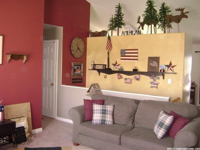 2662 W 2100 N, Clinton, UT 84015 — photo 3