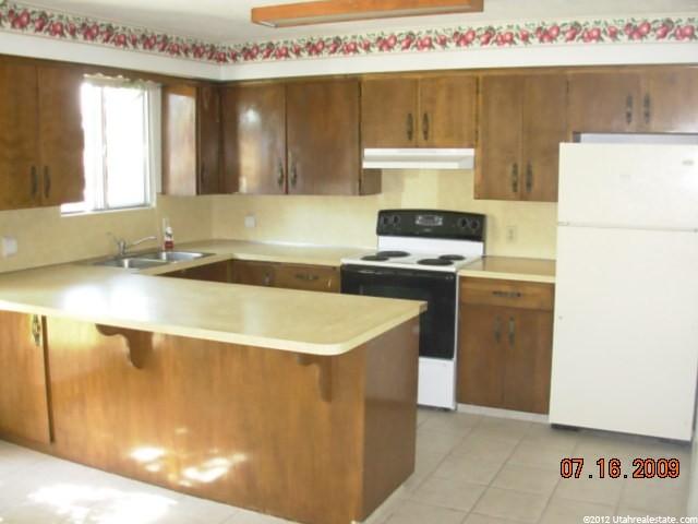 907 W 330 S, Logan, UT 84321 — photo 2