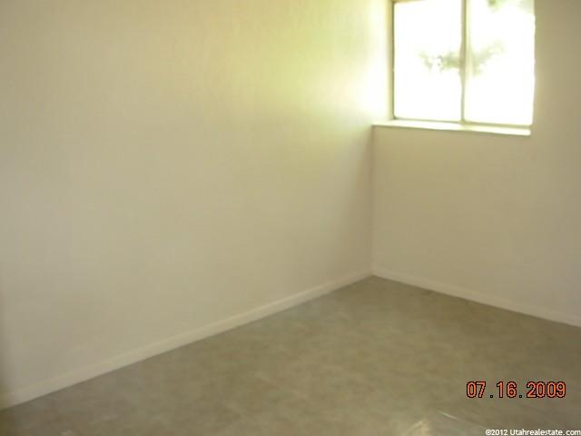 907 W 330 S, Logan, UT 84321 — photo 6