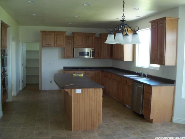 3488 Brookshire Dr, Syracuse, UT 84075 — photo 3