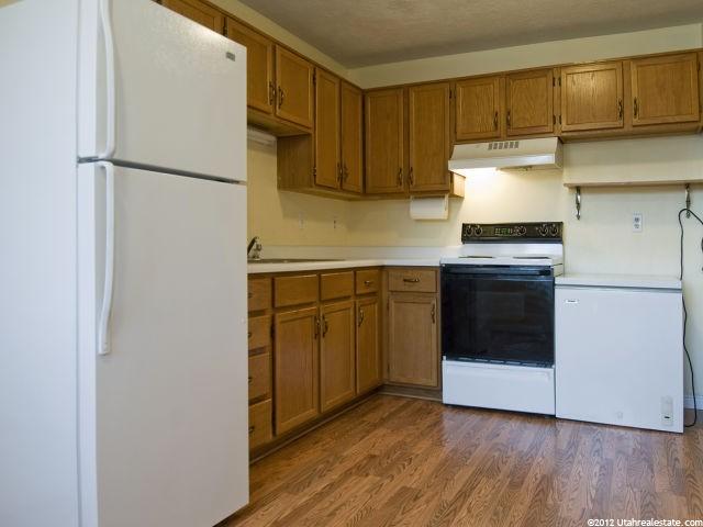 265 E 8880 S #17, Sandy, UT 84070 — photo 4