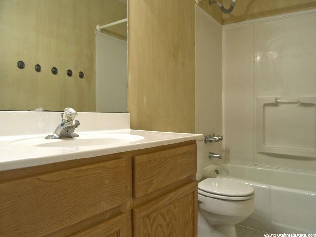 265 E 8880 S #17, Sandy, UT 84070 — photo 9