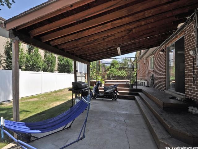 885 E Silver Shadows Dr, Murray, UT 84107 — photo 9