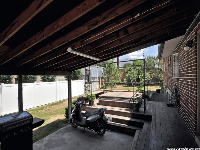 885 E Silver Shadows Dr, Murray, UT 84107 — photo 10