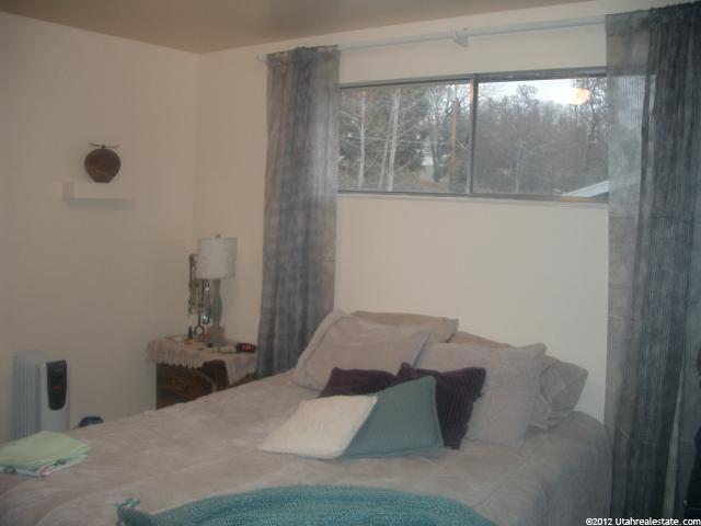 820 N 900 E, Bountiful, UT 84010 — photo 11