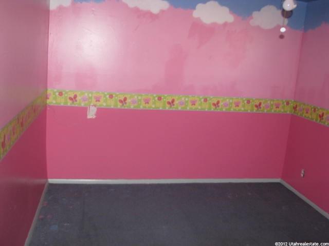 369 W 825 N, Sunset, UT 84015 — photo 9