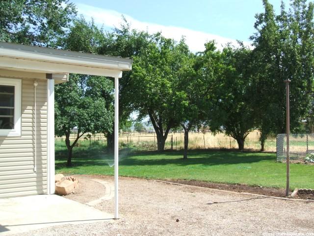 215 E 300 S, Kanosh, UT 84637 — photo 12