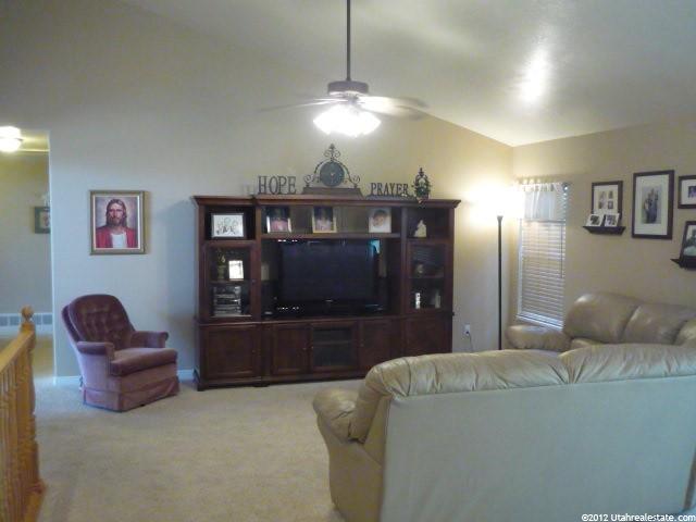 1982 S 350 E, Clearfield, UT 84015 — photo 3