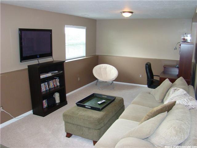 5745 S 4025 W, Roy, UT 84067 — photo 4