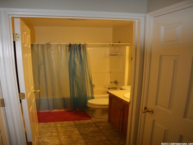 718 S 1900 W, Vernal, UT 84078 — photo 10