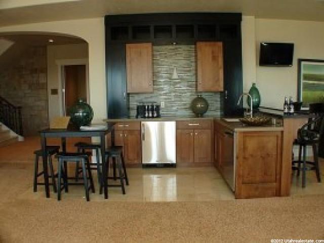 1674 Stone Ridge Dr, Bountiful, UT 84010 — photo 8