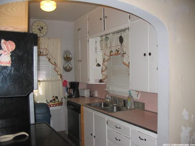33 W 300 N, Malad City, ID 83252 — photo 4