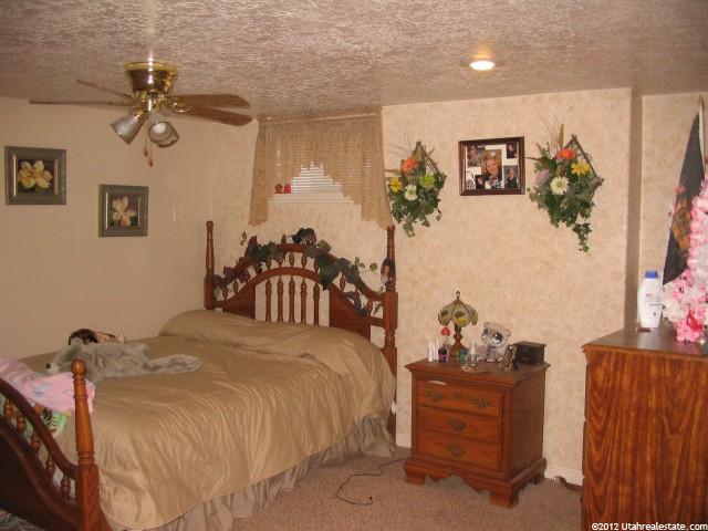 33 W 300 N, Malad City, ID 83252 — photo 6
