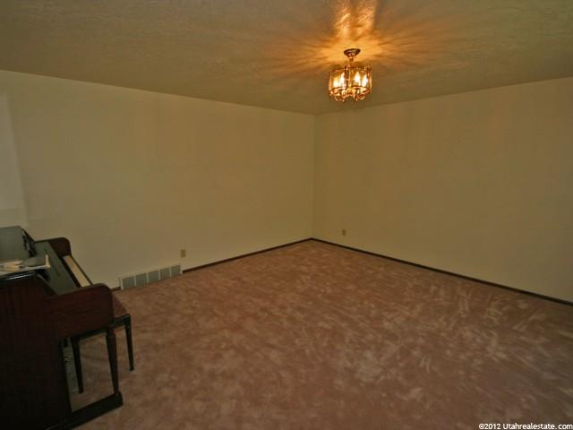 80 S 200 W, Hyrum, UT 84319 — photo 2