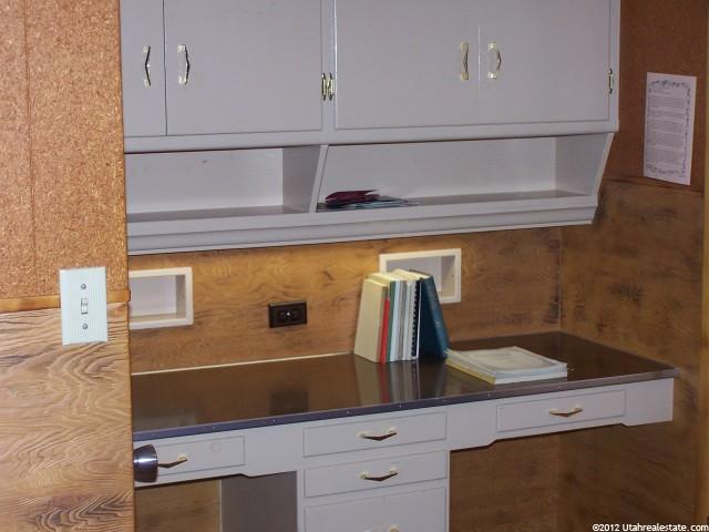 276 E 1050 N, Bountiful, UT 84010 — photo 8