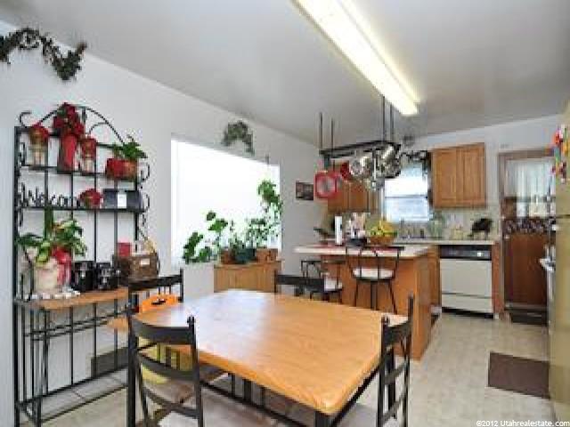 435 3rd St, Ogden, UT 84404 — photo 2