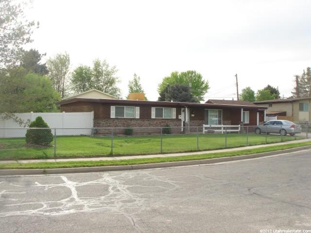 8236 E Harrison St, Midvale, UT 84047 — photo 2