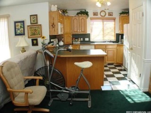 120 Belmore Dr, Kaysville, UT 84037 — photo 4