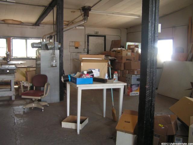 116 S Vernal Ave, Vernal, UT 84078 — photo 3