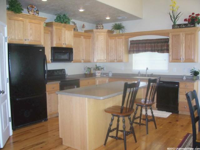 749 Oak Green Dr, Sandy, UT 84070 — photo 4